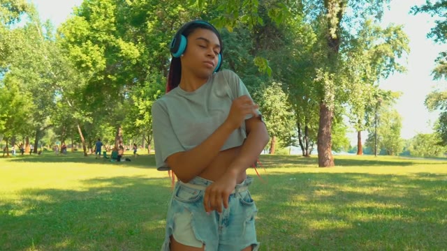 Dancing with Headphones